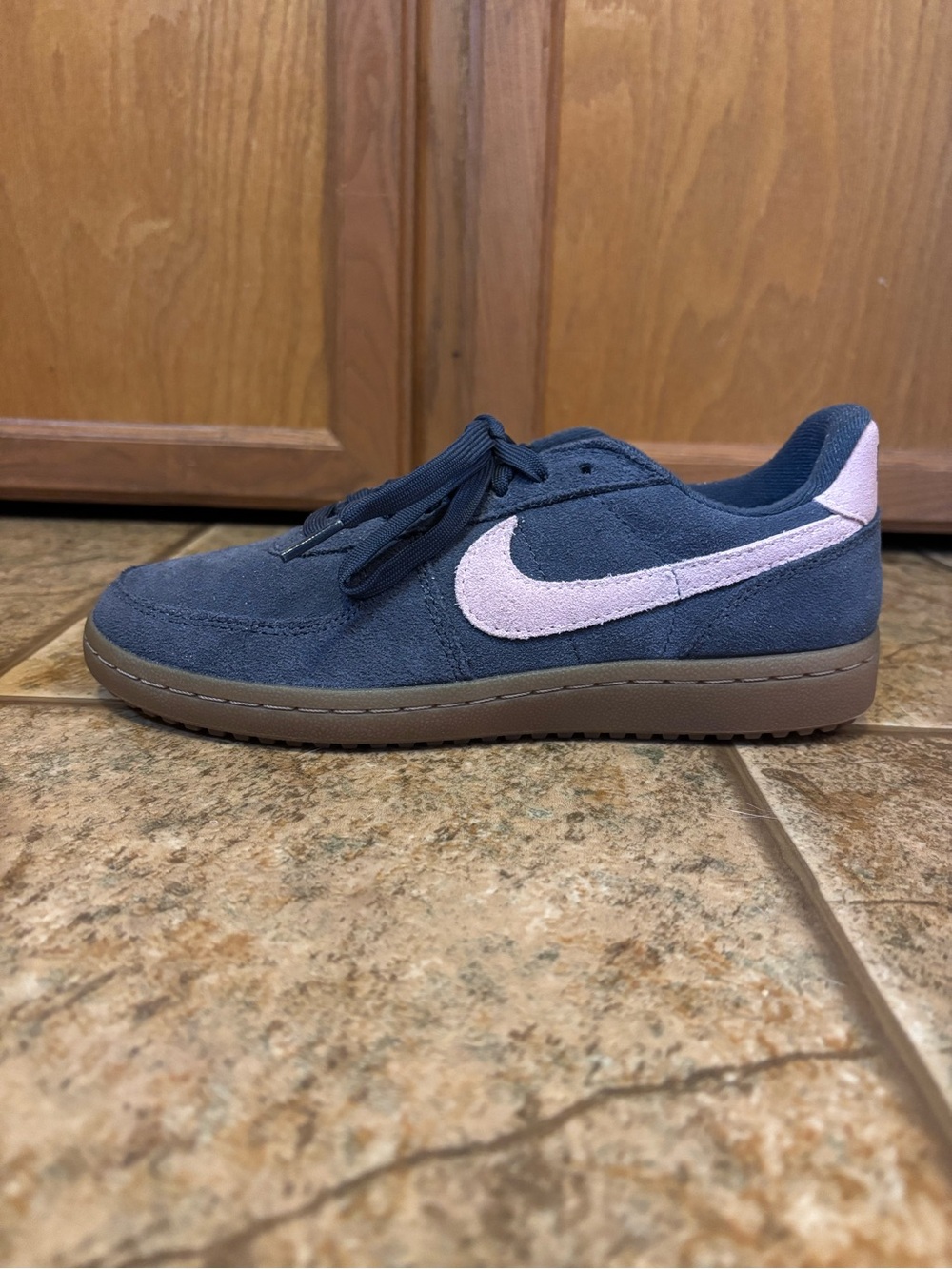 NWOT Nike women’s Field General Suede shoes sz 8